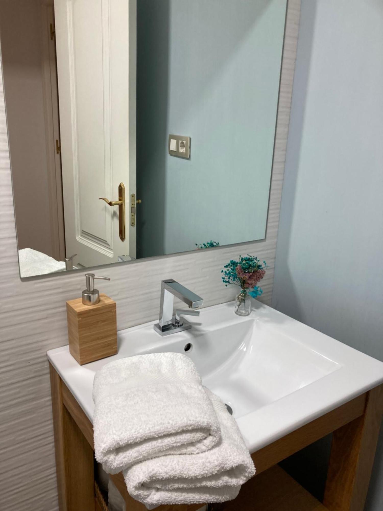 Apartamento Enriqueta Granada Kültér fotó